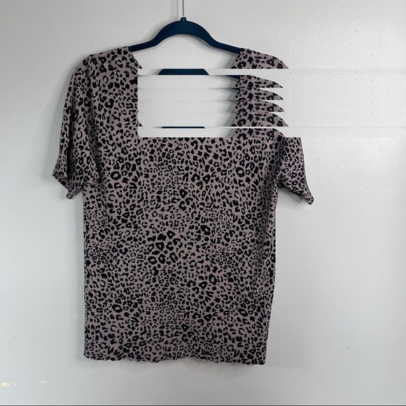 Apt. 9 Cheetah Leopard Animal Print Short Sleeve Knit Blouse Black Large - Picture 6 of 12